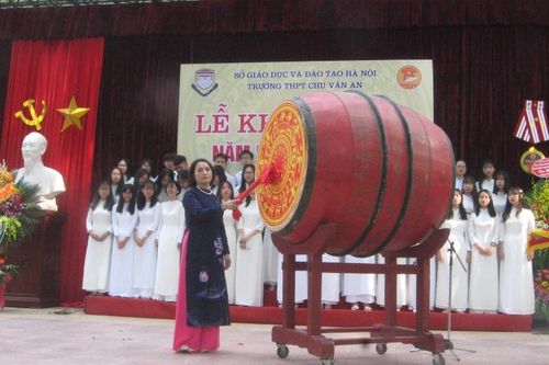 Khai giảng ở ngôi trường lâu đời nhất Thủ đô