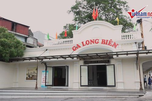 Ga Long Biên khoác lên mình 'chiếc áo mới', hành khách ngỡ ngàng