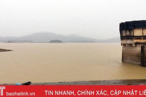 Mưa 700mm nữa, Kẻ Gỗ mới tính chuyện xả lũ!