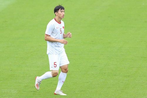 CLB Heerenveen chúc Đoàn Văn Hậu may mắn khi đối đầu Thái Lan