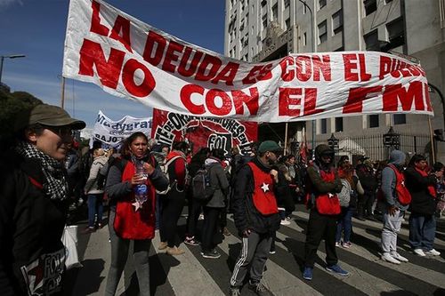 Biểu tình lớn yêu cầu chính phủ Argentina hỗ trợ người nghèo