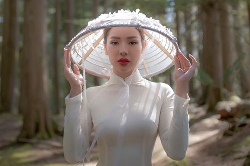 Phương Trinh Jolie: 'Tôi không ngại chuyện bị đồn đại có tình cảm với anh Minh Luân'