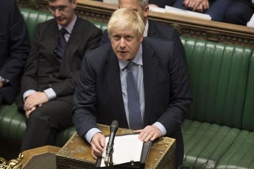 Hạ viện Anh thông qua dự luật hoãn Brexit