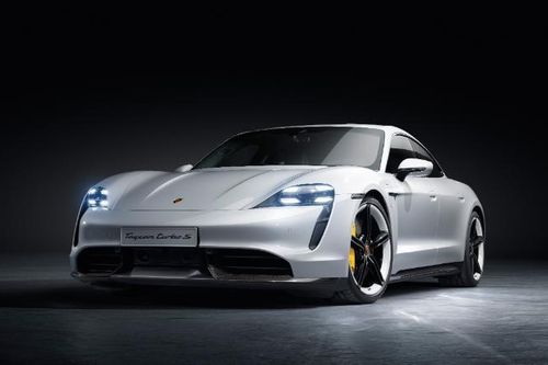 Cạnh tranh với Tesla, Porsche ra mắt ôtô điện đầu tiên