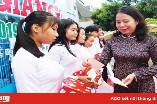 Rộn ràng ngày hội khai trường