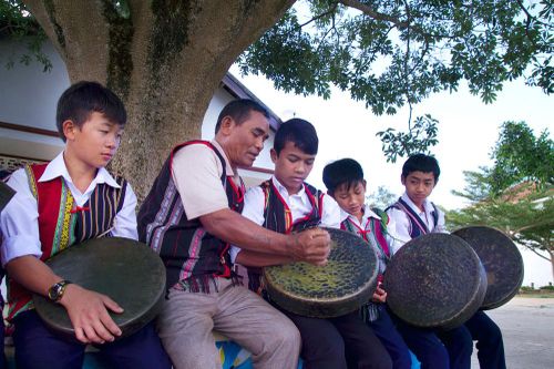 Bảo tồn và phát huy di sản văn hóa các dân tộc thiểu số (Bài 2)