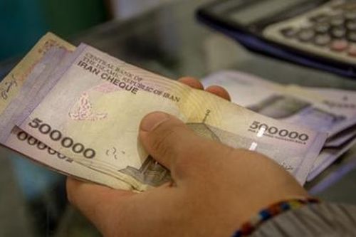 Argentina siết chặt kiểm soát tiền tệ