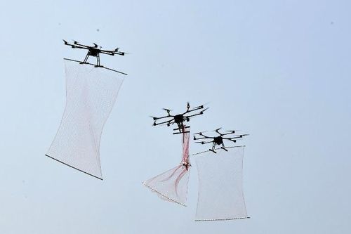 Trung Quốc khoe sát thủ 'người nhện' diệt máy bay không người lái kẻ thù