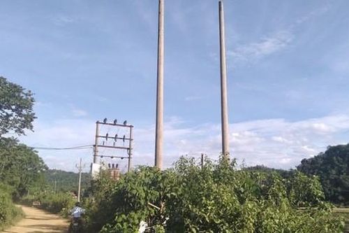 Huyện Lang Chánh, Thanh Hóa: Không có điện lưới quốc gia, người dân sử dụng điện 'chui' với giá cao