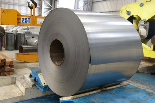 Tố Việt Nam bán phá giá thép, Malaysia áp thuế tới 20%