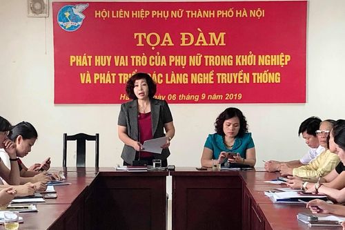 Phụ nữ khởi nghiệp từ những làng nghề truyền thống