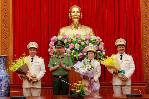 Bộ Công an tôn vinh các nghệ sĩ nhân dân và nghệ sĩ ưu tú trong ngành