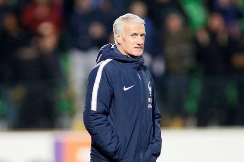 Didier Deschamps buộc phải thay đổi