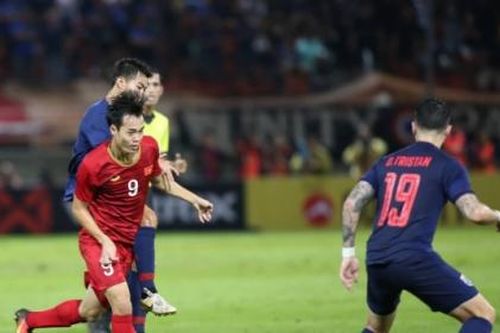 Việt Nam - Thái Lan: Bất phân thắng bại