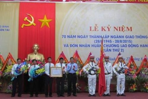 Xây dựng hạ tầng giao thông hiện đại, đồng bộ, tạo đà phát triển bứt phá