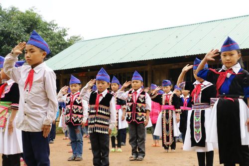 183 trường ở Nghệ An khai giảng muộn mà vẫn vô cùng phấn khởi