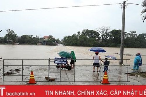 Lũ trên các sông Hà Tĩnh đang xuống chậm