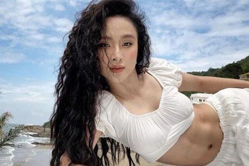 Chiêm ngưỡng body 'cực phẩm' của Angela Phương Trinh