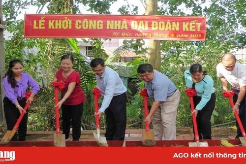 Phường Mỹ Quý: Khởi công xây dựng nhà Đại đoàn kết cho hộ cận nghèo