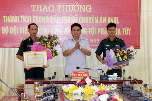 UBND tỉnh khen thưởng Bộ đội Biên phòng tỉnh phá thành công Chuyên án 048L