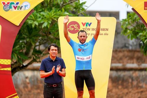 Giải xe đạp quốc tế VTV Cúp Tôn Hoa Sen 2019: Im Jae Yeon giành lại áo vàng sau chặng 6