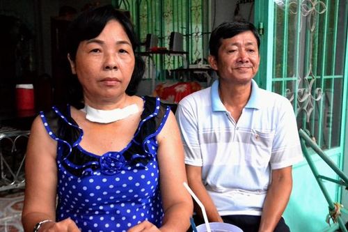 Rớt nước mắt với cảnh đời vợ chồng nhà giáo mắc ung thư