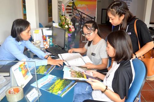 Các đơn vị lữ hành nhộn nhịp mùa lễ hội