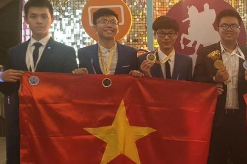 8 học sinh Việt Nam giành huy chương Olympic Quốc tế Moscow