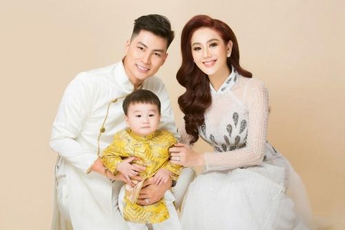 Khen chồng khéo như Lâm Khánh Chi: 'Anh ấy là siêu nhân'