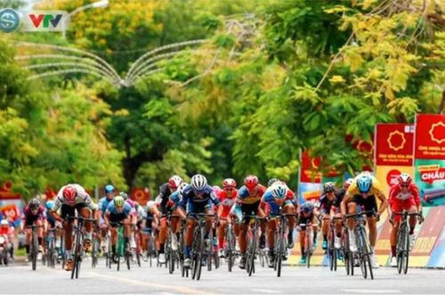 Chặng 7 giải xe đạp VTV Cup 2019: Áo vàng đổi chủ