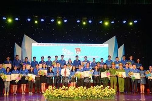 Tuyên dương thanh niên tiêu biểu thực hiện Di chúc Bác Hồ