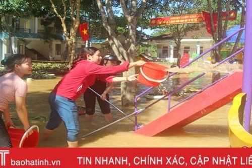 Nước lũ rút đến đâu, Vũ Quang tập trung khắc phục đến đó