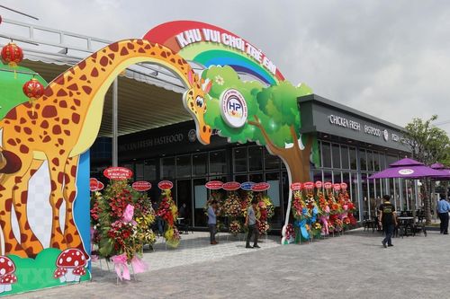 Đưa vào hoạt khu tổ hợp vui chơi trẻ em hiện đại nhất Bạc Liêu