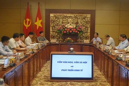 Ban Kinh tế Trung ương khảo sát việc thực hiện Chỉ thị số 40 tại Đồng Tháp