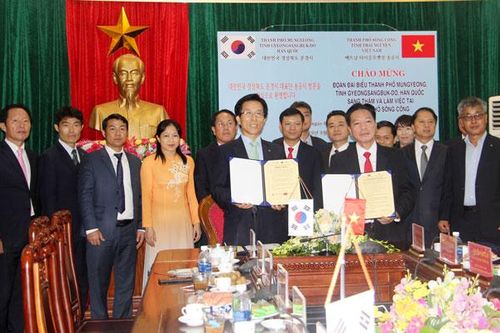 Đoàn công tác của T.P Mungyeong thăm và làm việc tại T.P Sông Công