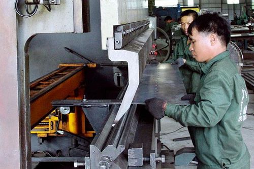 Đề xuất mở rộng khung thỏa thuận làm thêm giờ tối đa: Phải hài hòa lợi ích các bên