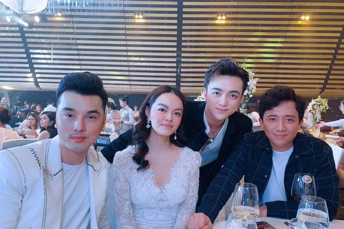 Trấn Thành, Phạm Quỳnh Anh dự lễ cưới con gái Minh Nhựa
