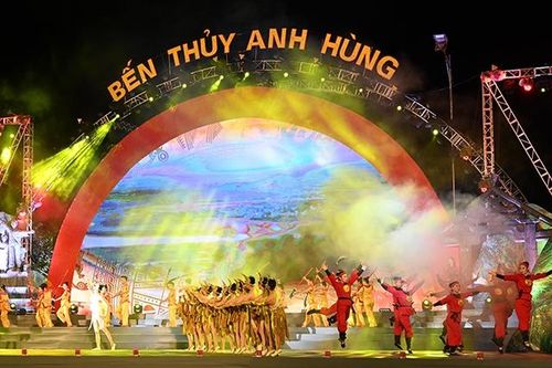 Chương trình nghệ thuật 'Bến Thủy anh hùng'