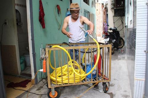 Tự chế 'xe cứu hỏa', người đàn ông kể phút dập cháy 1 mình ở Đà Nẵng