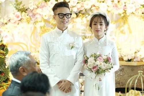 Ái nữ nhà đại gia Minh Nhựa rưng rưng nước mắt khi lên xe hoa về nhà chồng