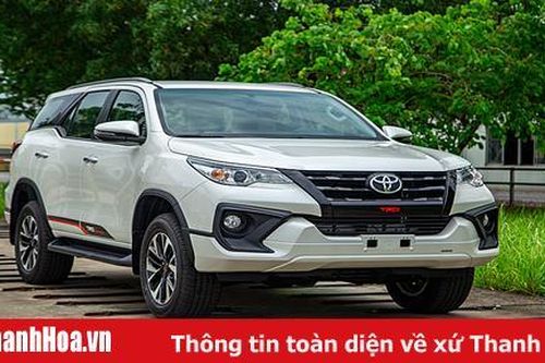 Toyota Fortuner TRD mới giá 1,2 tỷ