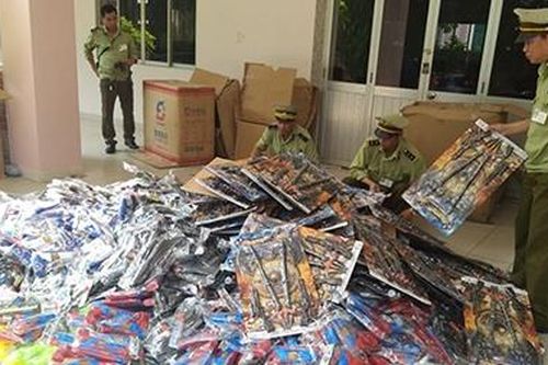 Gần 1500 súng nhựa nhập lậu tiêu thụ Tết Trung thu