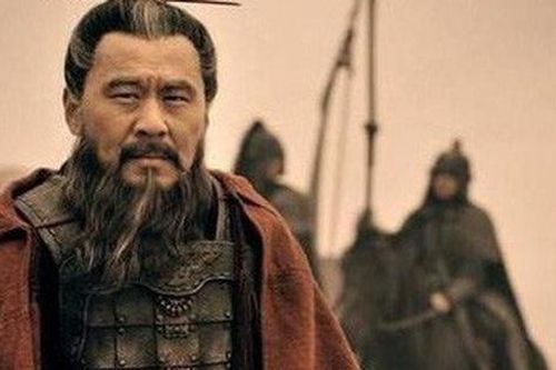 Nổi danh là trọng nhân tài, vì sao Tào Tháo lại chưa từng chủ động chiêu nạp Khổng Minh?