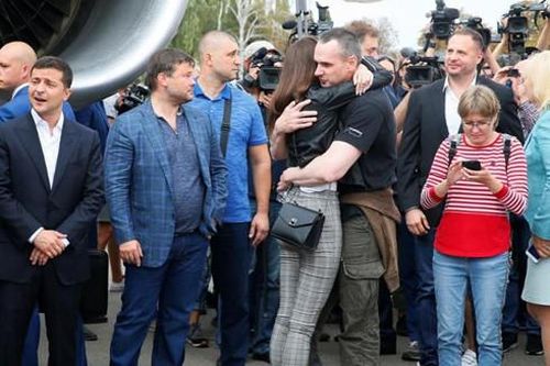 Quan hệ Nga-Ukraine liệu có 'tan băng' sau vụ trao đổi tù nhân?