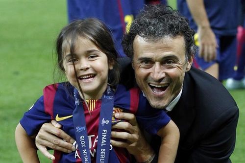 HLV Tây Ban Nha dành chiến thắng tri ân Luis Enrique