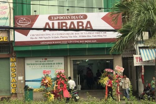 Văn phòng trái phép của Công ty CP Địa ốc Alibaba: Cái cũ vừa dỡ, cái mới đã mở