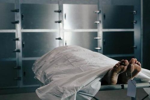 Phát hiện thi thể một người đàn ông trôi dạt trên sông