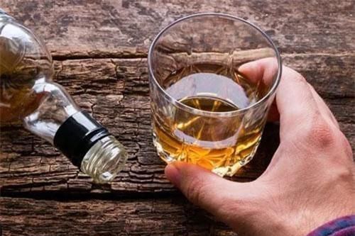 Uống rượu xong chớ dại mà làm 4 việc này kẻo tử thần 'gõ cửa' lúc nào không hay