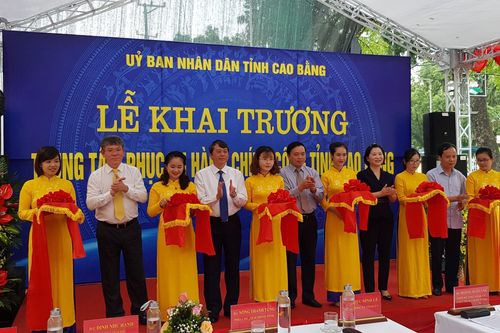Trung tâm phục vụ hành chính công cung cấp 1.200 dịch vụ đặt tại Bưu điện tỉnh