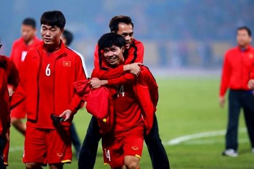 Công Phượng, Văn Toàn, Xuân Trường sắp sang Thái Lan thi đấu?